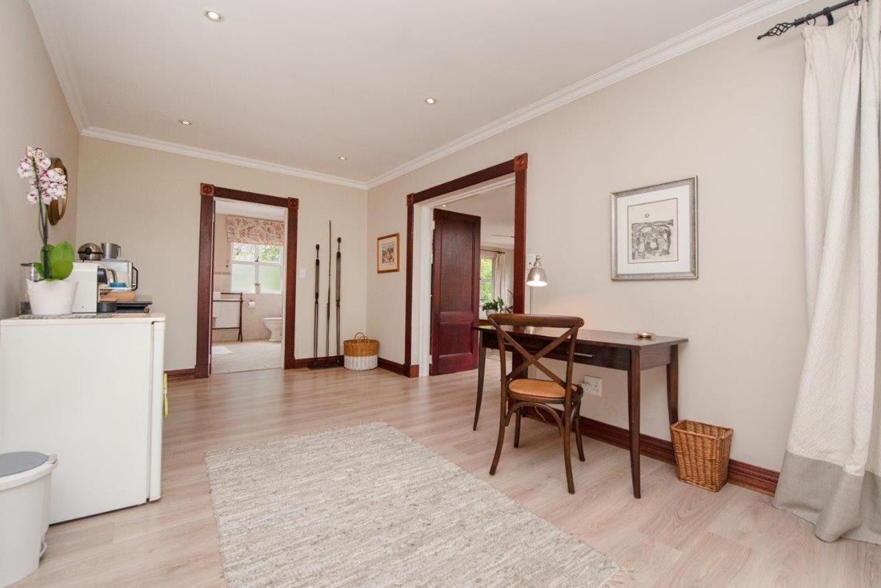 Wild Olive Executive Suite Johannesburg Exterior photo